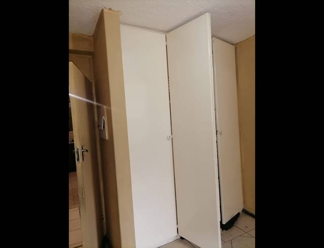 4 BEDROOM FLAT FOR SALE IN SUNNYSIDE